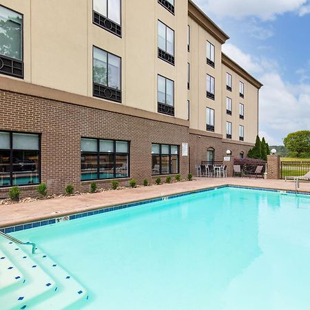 Holiday Inn Express & Suites - Cleveland Northwest By Ihg מראה חיצוני תמונה
