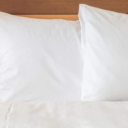 Holiday Inn Express & Suites - Cleveland Northwest By Ihg מראה חיצוני תמונה