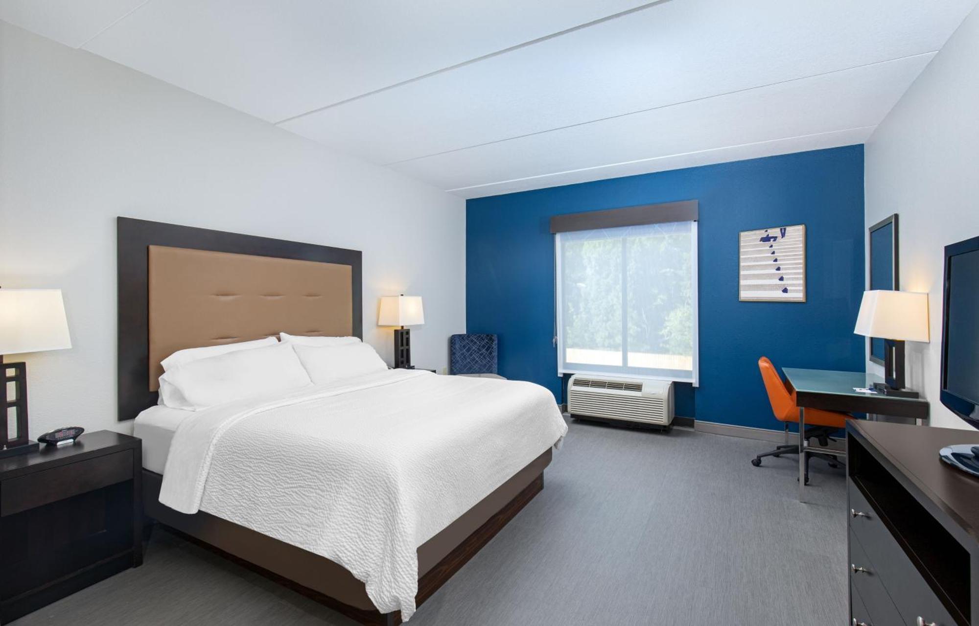 Holiday Inn Express & Suites - Cleveland Northwest By Ihg מראה חיצוני תמונה