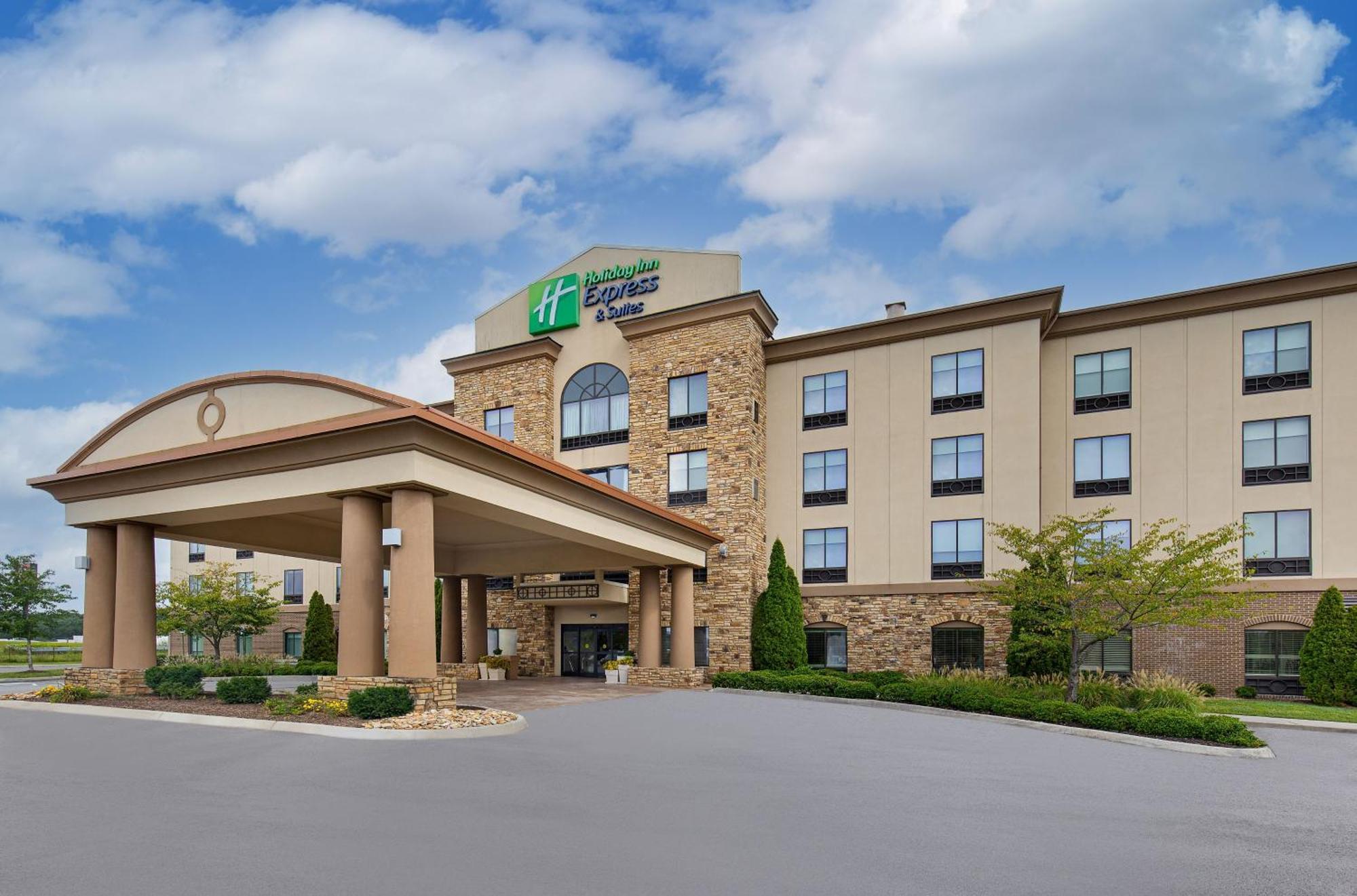 Holiday Inn Express & Suites - Cleveland Northwest By Ihg מראה חיצוני תמונה