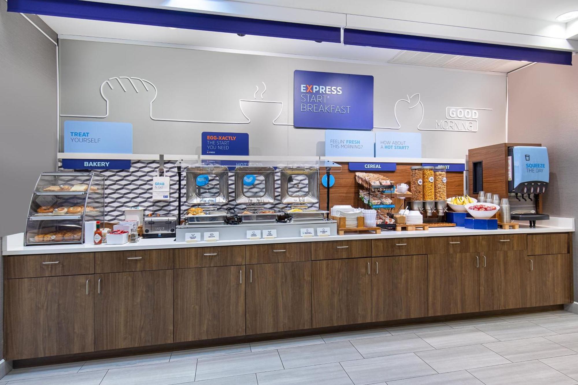 Holiday Inn Express & Suites - Cleveland Northwest By Ihg מראה חיצוני תמונה