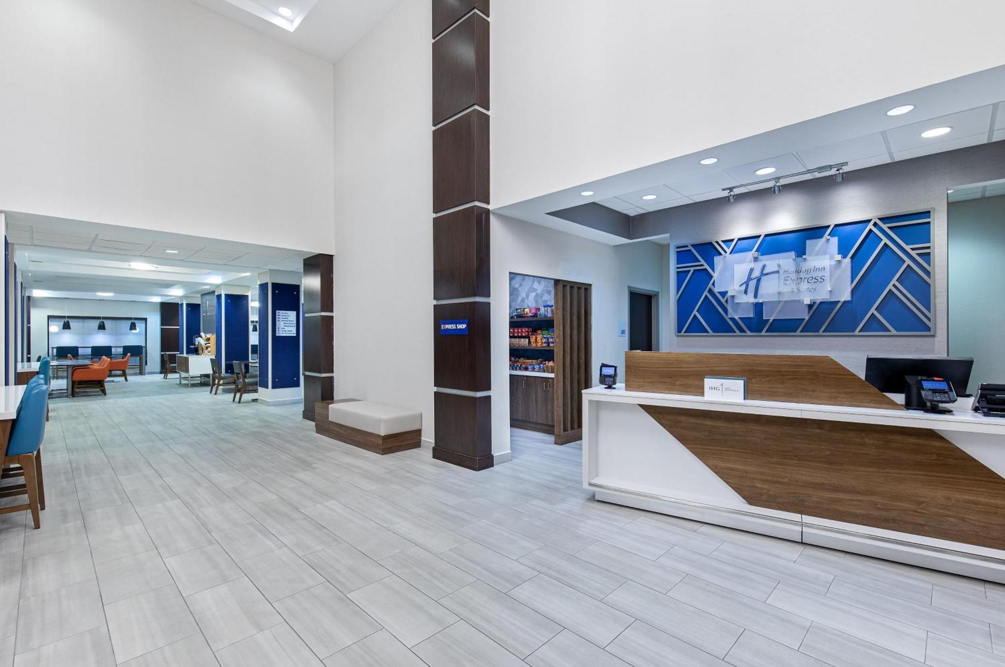 Holiday Inn Express & Suites - Cleveland Northwest By Ihg מראה חיצוני תמונה