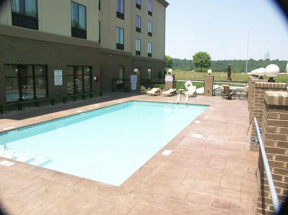 Holiday Inn Express & Suites - Cleveland Northwest By Ihg מראה חיצוני תמונה