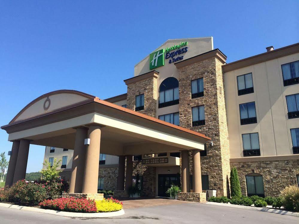 Holiday Inn Express & Suites - Cleveland Northwest By Ihg מראה חיצוני תמונה